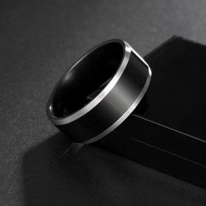 MINIMALIST RING